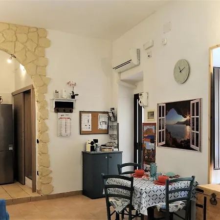 Ortigia Castel Maniace Apartman *